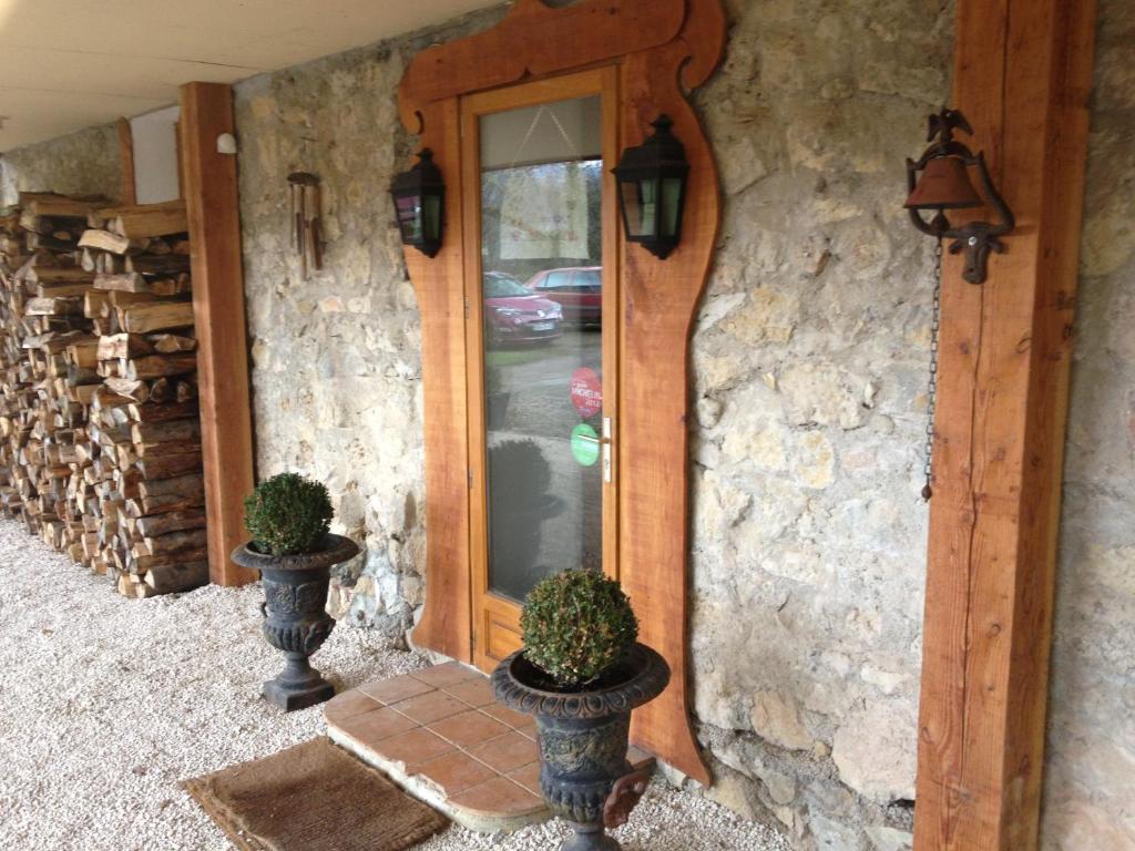 Domaine De Terrac Bed & Breakfast Rimont Екстериор снимка